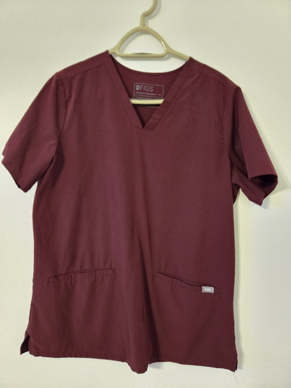 Figs V-Neck Scrub Set - Maroon
